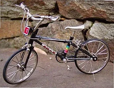 Miniature BMX Bicycle, Fully Functional! 1:6 Scale