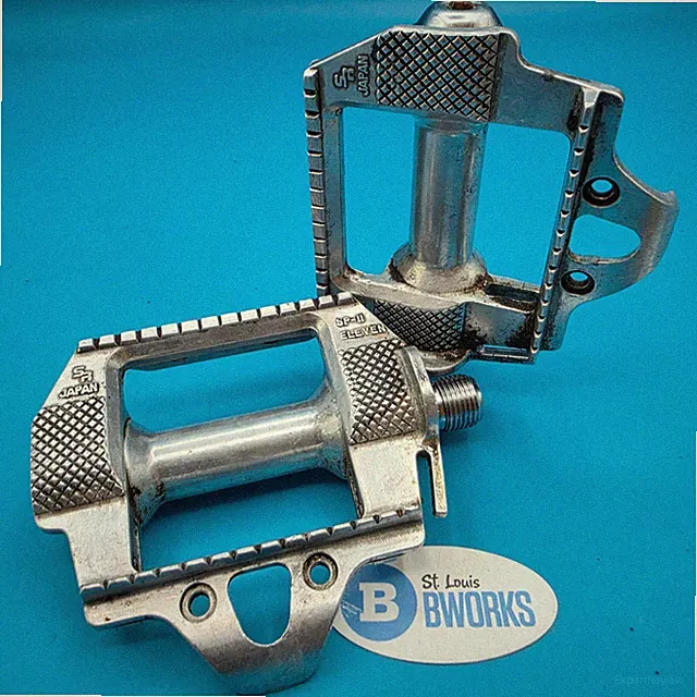 Vintage SR Eleven Touring Bike Pedals 9/16" SP-11 SMOOTH BEARINGS! g6